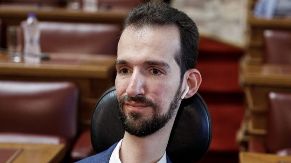 Κυμπουρόπουλος (ΘΕΜΑ 104,6): «Δεν ψήφισα πότε κατά των αμβλώσεων- Ήταν μια εσκεμμένη παρερμηνεία»
