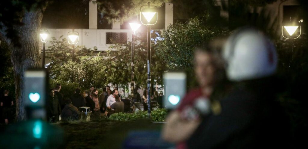 Έμμεσο κάλεσμα: Καταγγείλτε τους «παράνομους»! Η Αστυνομία θέλει βοήθεια για το Πάσχα, vid