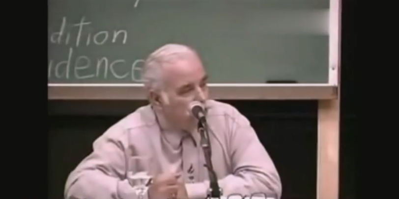 Η αφοπλιστική απάντηση απέναντι στην ερώτηση ενός άθεου για την προέλευση του Θεού – ΒΙΝΤΕΟ