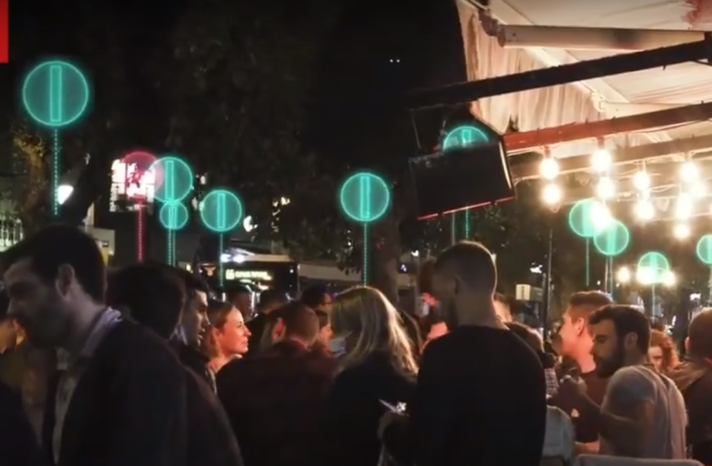 «Ξανατρώνε, ξαναγλεντάνε»: Το «ψηφιακό σφράγισμα» καλεί τους Έλληνες να πουν το «ναι», vid