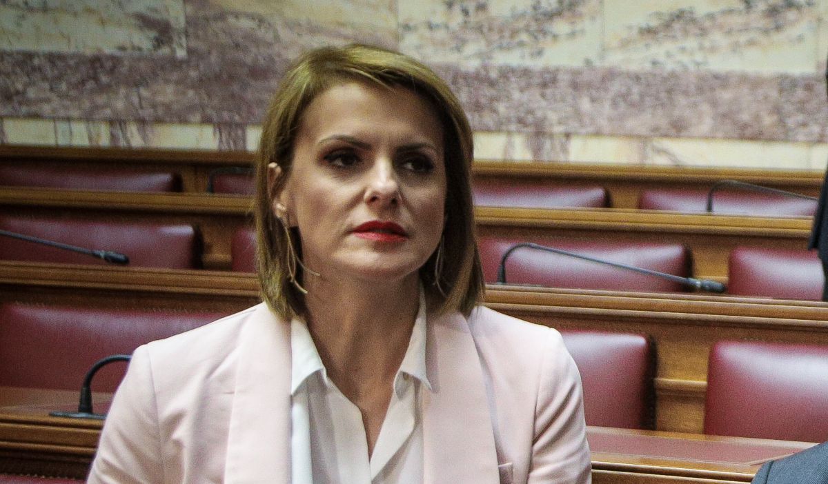 «Με τι κρατάει το Μαξίμου» ο Μένιος Φουρθιώτης; Αναρωτιέται πρώην βουλευτής της ΝΔ