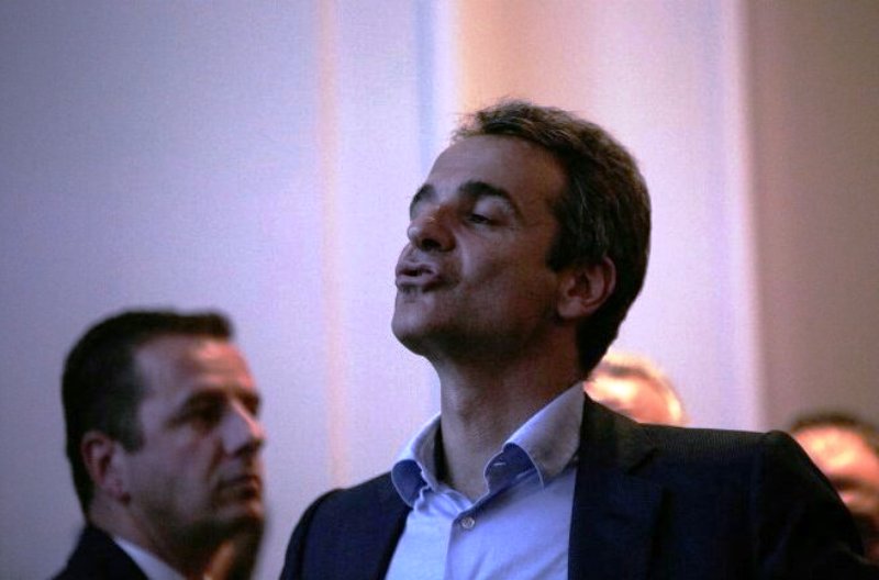 ΙΩΑΝΝΗΣ ΣΑΡΛΑΣ : ΕΛΕΥΘΕΡΩΘΗΚΑΜΕΝ ΑΠΟ ΤΟΥΣ ΤΟΥΡΚΟΥΣ ΚΑΙ ΥΠΟΔΟΥΛΩΘΗΚΑΜΕΝ ΣΤΟΥΣ ΣΚ@ΤΟΨΥΧΟΥΣ (Μακρυγιάννης)