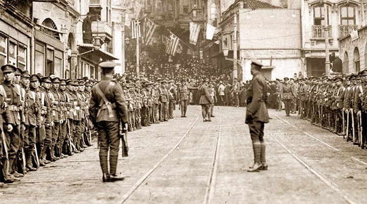 Oλοι οι δρόμοι οδηγούν στην Βασιλεύουσα στον Πόντο και στην Μικράν Ασια