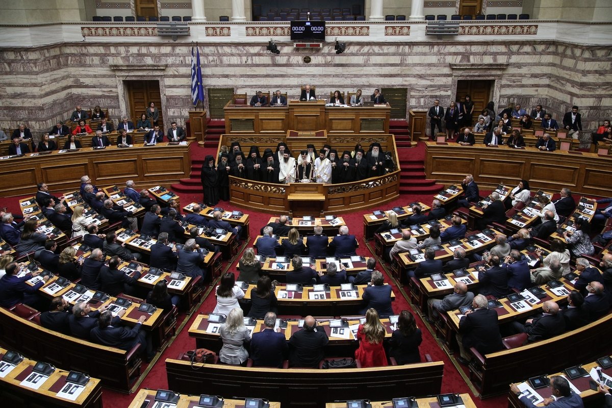 Το ψευτορωμαίικο / Του Νικολάου Κατσιαβριά