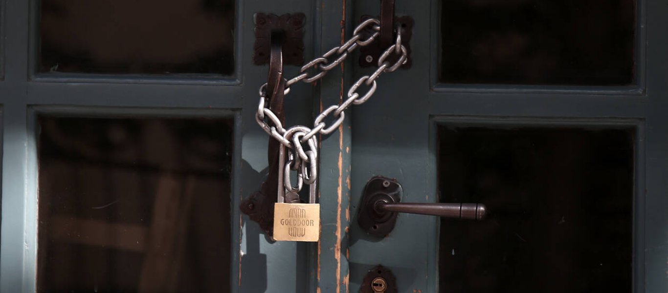 Σενάρια τρόμου για χιλιάδες επιχειρήσεις και εργαζομένους: «Λουκέτα» σε εστίαση και λιανεμπόριο – Θα κλείσουν οι μισές