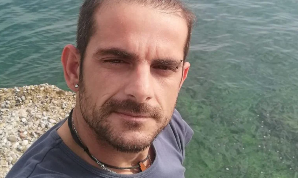 Συγκλονίζει ο νταλικέρης που φυλακίστηκε λόγω μάσκας- “Με βάλανε σε κελί με ισοβίτες”