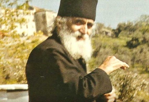 Πάρτε βρε παιδιά κανα λουκούμι από τον Άγιο Παΐσιο, για να γλυκάνετε την Πίστη σας