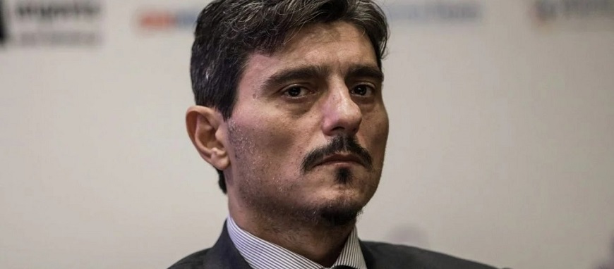 Διεθνής χούντα: Κατέβασαν ανάρτηση του Δ.Γιαννακόπουλου με την ομιλία του Μ.Τζόνσον για τους Έλληνες ως… «πορνό»