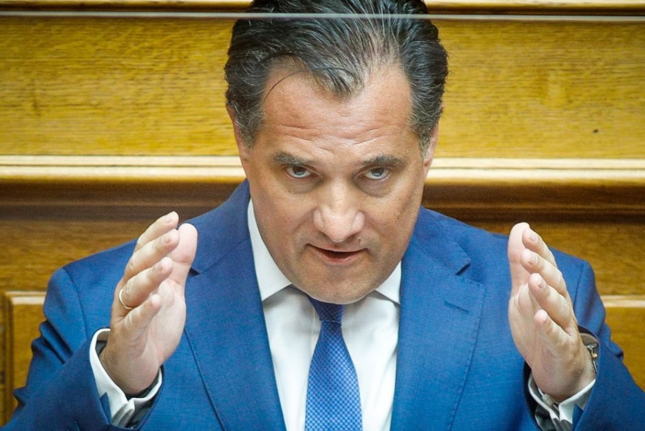 «Σκοτεινές» απειλές από Γεωργιάδη: «Οι ανεμβολίαστοι δεν θα μπορούν να πάνε πουθενά»