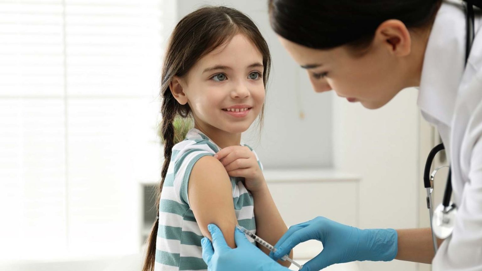 Johns Hopkins> Στο 32,7% τo ποσοστό του παγκοσμίου εμβολιασμού, στο 28,6% στη Ρωσία. Θετικά νέα από τα φάρμακα …