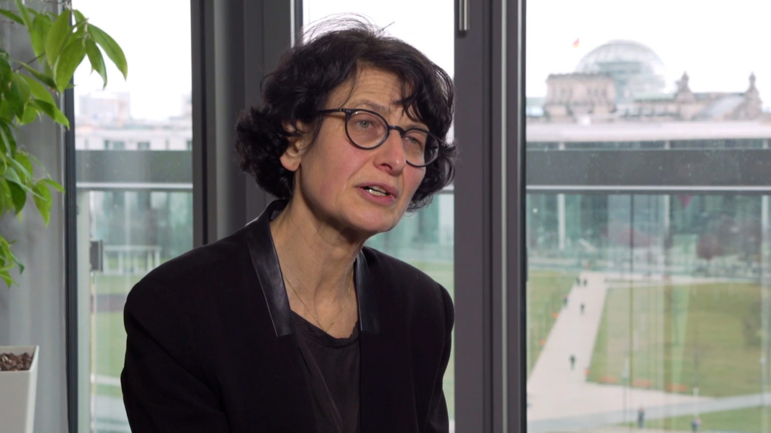 Özlem Türeci-ΒionTech> Αν το mRNA καταλάβει λάθος μπορεί να επιτεθεί στον οργανισμό!
