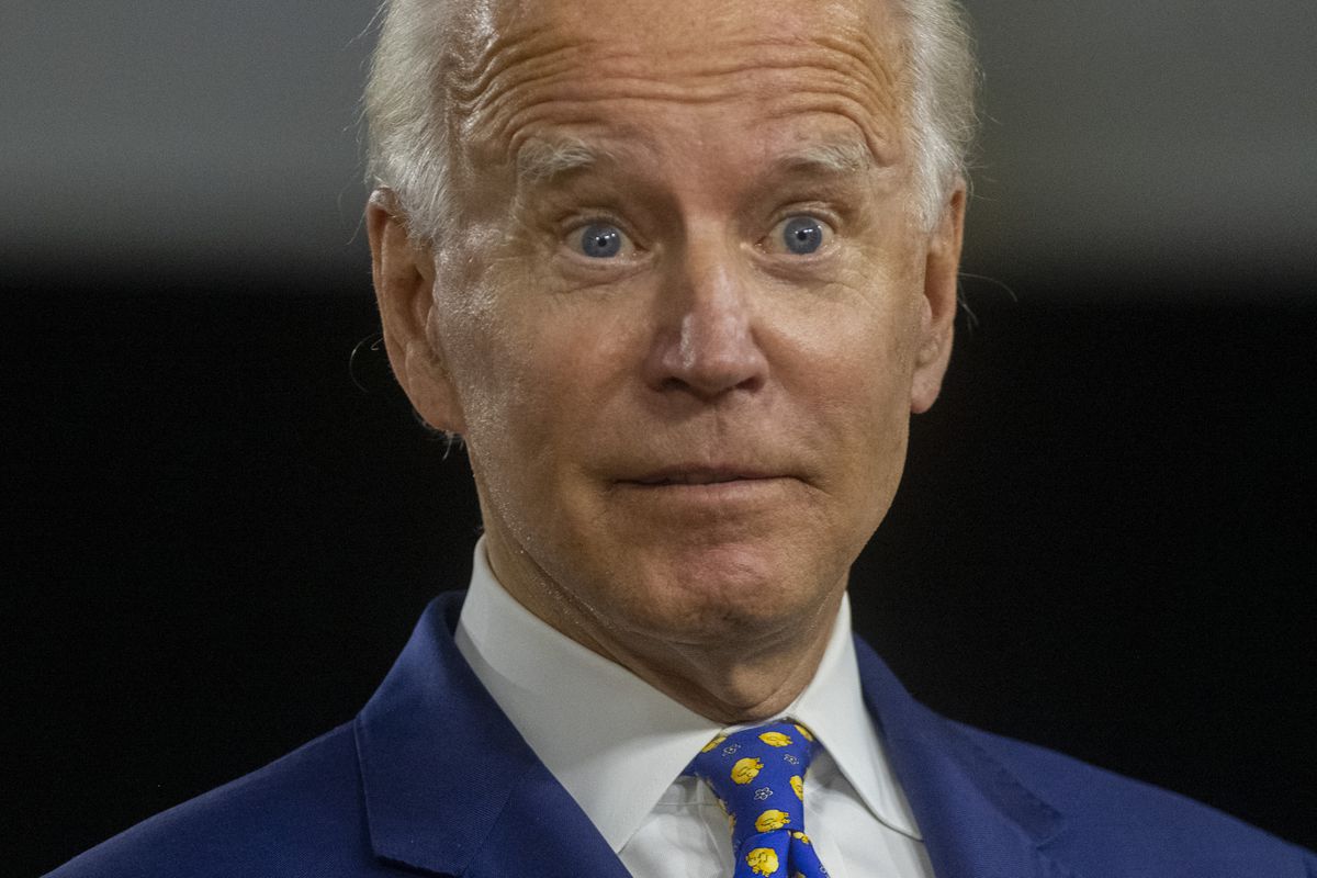 Αμερικανοί βετεράνοι κατηγορούν τον Biden ότι εγκατέλειψε πάνω από 100 Αμερικανούς κομμάντος εγκλωβισμένους στο Αεροδρόμιο της Kαμπούλ