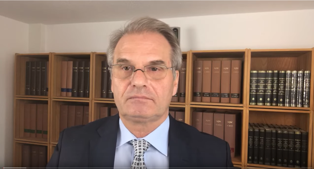 Κορυφαίος νομικός: Μας λένε ΨΕ-ΜΑ-ΤΑ! 500.000 θάνατοι εμβολιασμένων στις ΗΠΑ – Τα ΙΔΙΑ κάνουν ΟΛΑ τα κράτη, vid