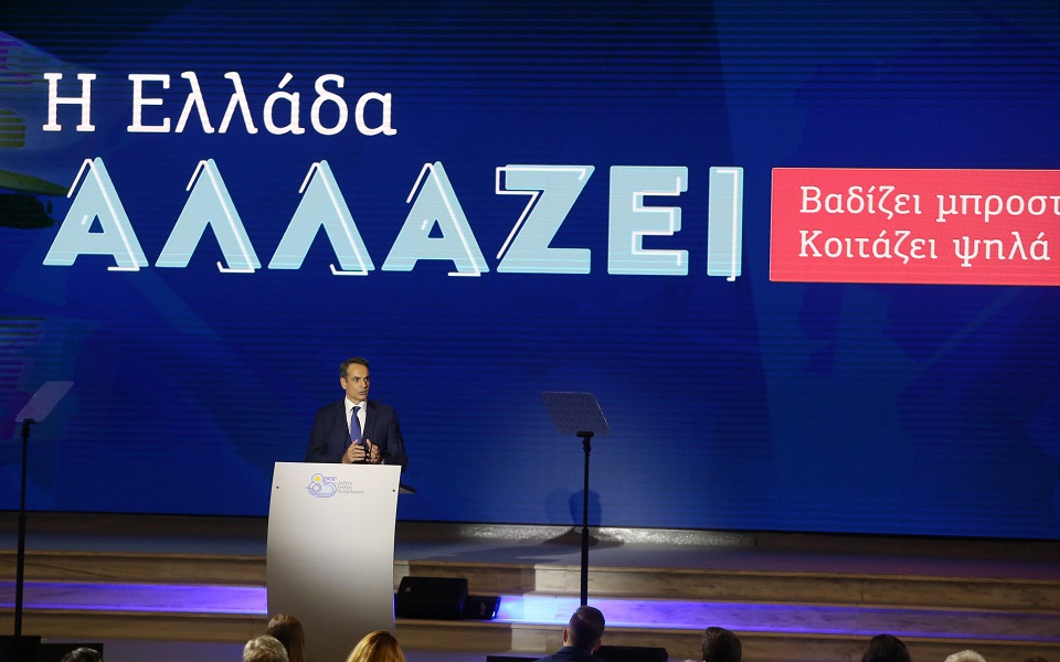«ΥΠΕΡΒΟΜΒΑ»! Αφήνουν επιστήμονες ΕΚΤΟΣ συνεδρίων για τα εμβόλια!!! Έχει σταματήσει ο ιατρικός διάλογος