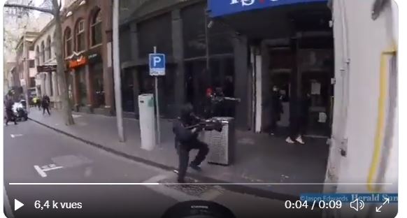 Κινηματογραφική αστυνομική βία στην Μελβούρνη! Καθεστωτική ασυδοσία! ΒΙΝΤΕΟ