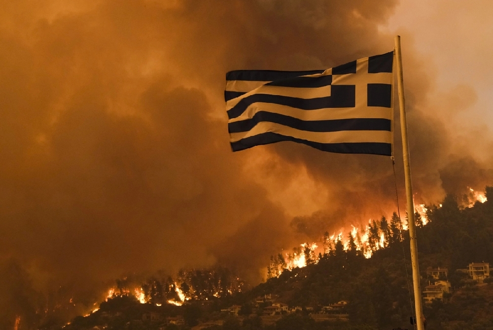 Οἱ πληγές, τά εἴδωλα καί ἡ φανερή ἐπέμβαση τῶν Ἁγίων.