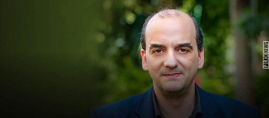 Παρέμβαση Κ.Φαρσαλινού για το θάνατο του 15χρονου : «Έκπληκτος με σχόλια που προεξοφλούν ότι δεν ευθύνεται το εμβόλιο»