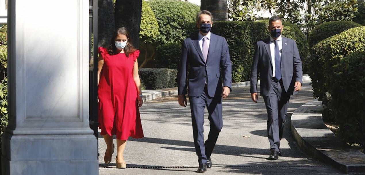 Παραιτηθείτε κύριε Μητσοτάκη