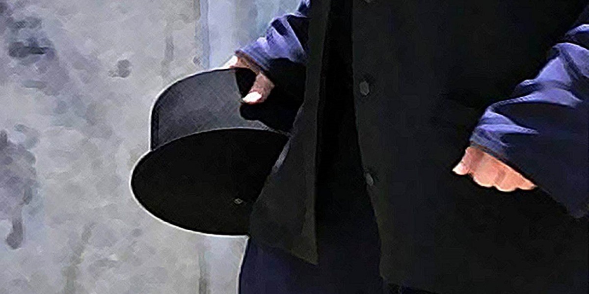 ΑΡΗΣ ΣΤΕΦΑΝΙΔΗΣ : ΙΕΡΕΙΣ ΠΡΟΣΕΞΤΕ , ΞΕΠΕΡΝΑΤΕ ΚΑΤΑ ΠΟΛΥ ΤΑ ΟΡΙΑ