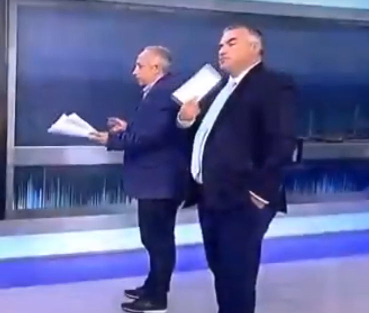 Κλαίνε και οι ρέγκες!!! Αυτοί ενημερώνουν για τα εμβόλια;;;; Έδειξαν βίντεο του 2019 με τον Μητσοτάκη και έλεγαν γιατί δεν φοράει μάσκα, vid