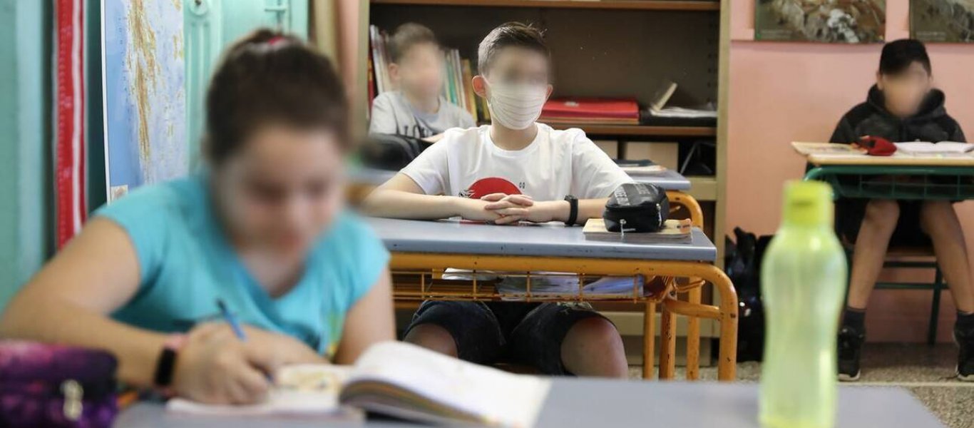 Ακόμα δεν άνοιξαν: «Μετά τον Δεκέμβριο θα κλείσουν τα σχολεία» λέει η Παιδιατρική Εταιρεία – Μας ετοιμάζει για lockdown