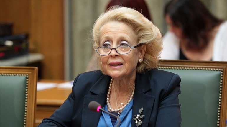 Βασιλική Θάνου: Αντιδημοκρατική η αναστολή εργασίας υγειονομικών