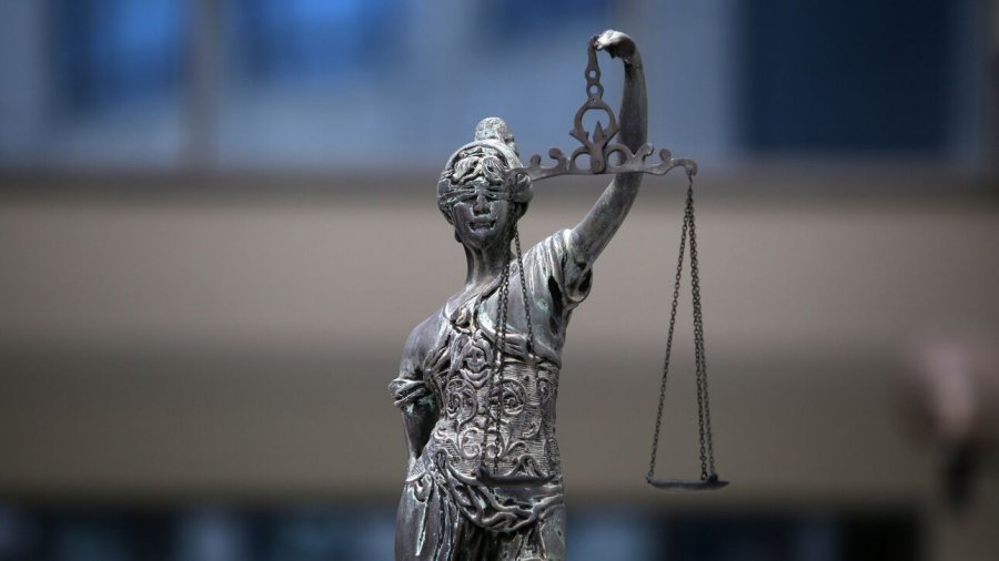 Ελληνική Ένωση για τα Δικαιώματα του Ανθρώπου: «Η τροποποίηση του ΠΚ για τη διασπορά ψευδών ειδήσεων πλήττει την ελευθερία της έκφρασης»
