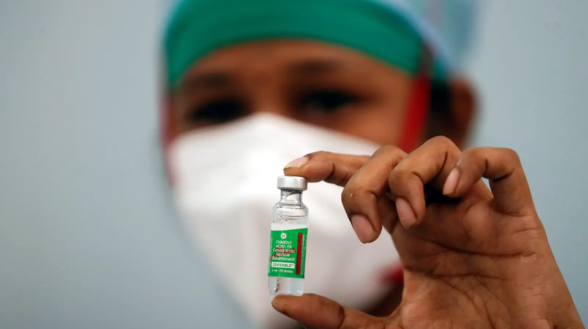 ΜΙΑ ΣΚΕΠΤΟΜΕΝΗ ΕΛΛΗΝΙΔΑ : EMA, AstraZeneca, Janssen και Pfizer προειδοποιούν: Κίνδυνοι θρομβοπενίας, φλεβικής θρομβοεμβολής, μυοκαρδίτιδας, ….
