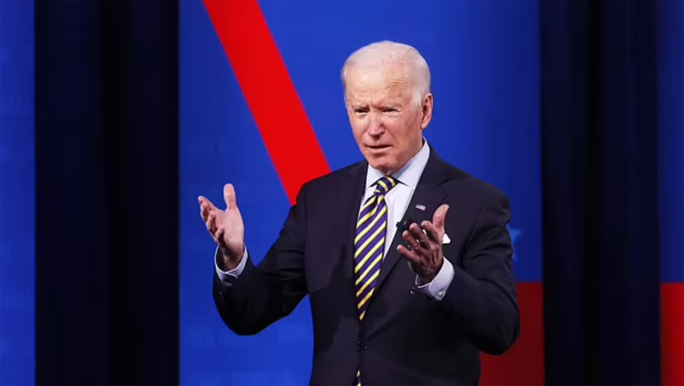 Σφοδρές αντιδράσεις από τις δηλώσεις Biden> Ανεμβολίαστοι αστυνομικοί και υπάλληλοι έκτακτης ανάγκης θα πρέπει να μείνουν σπίτι ή να απολυθούν