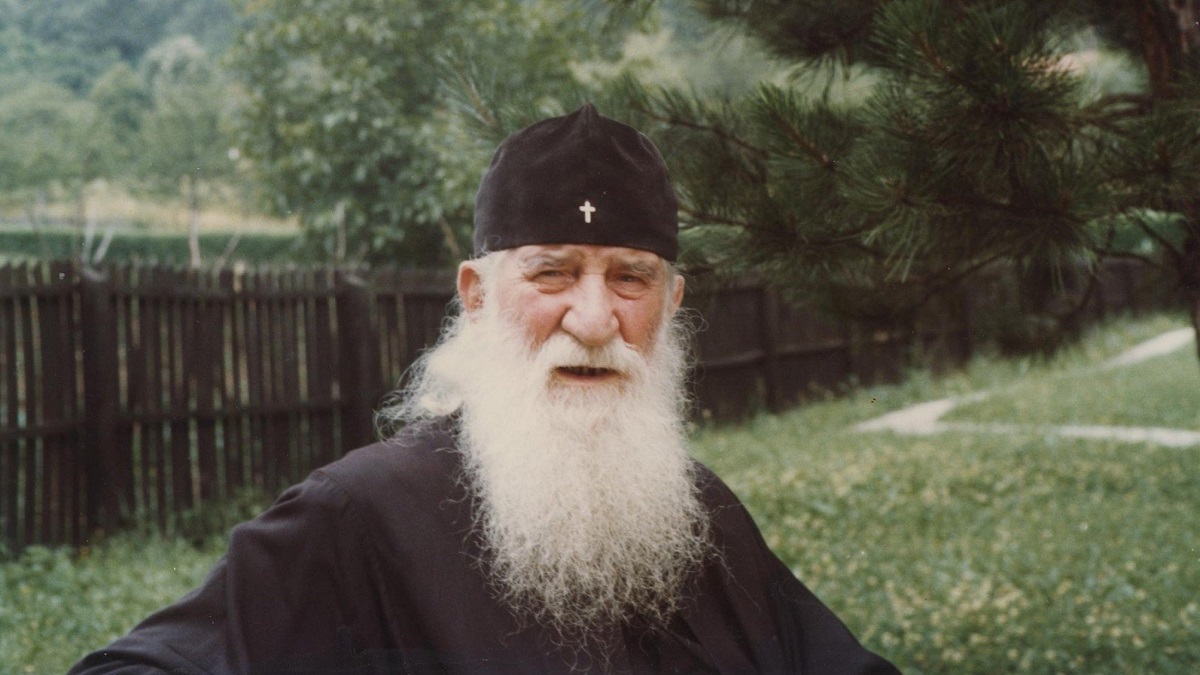 Ταχτσόγλου Καλλιόπη : Ἑπτὰ ῥήσεις-ὁδηγοί,γιὰ νὰ μὴ μᾶς κολλᾶνε ρετσινιές οἱ ἐπιτήδειοι !