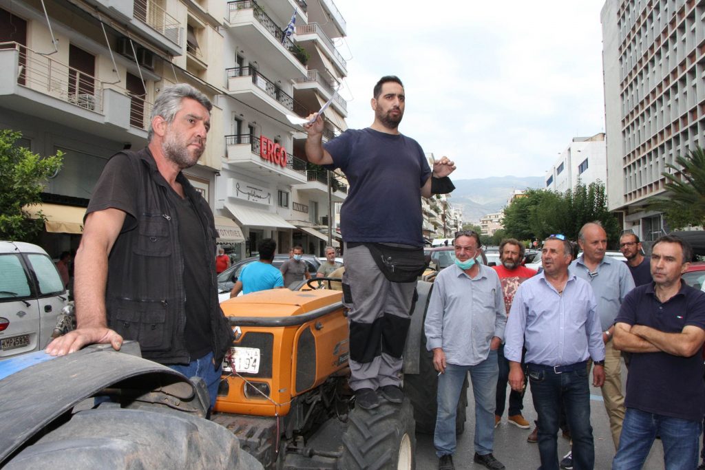 Θα τρώμε από πολυεθνικές!!! Η τεχνητή «ενεργειακή κρίση» διαλύει την παραγωγή – ΧΑΜΟΣ στην Καλαμάτα, vid