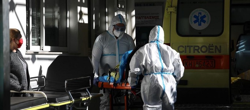 ΠΟΕΔΗΝ: «Η πολιτική της κυβέρνησης οδηγεί το ΕΣΥ σε κατάρρευση – Μόνο 500 ΜΕΘ σήμερα – 973 ήταν τον Απρίλιο»!