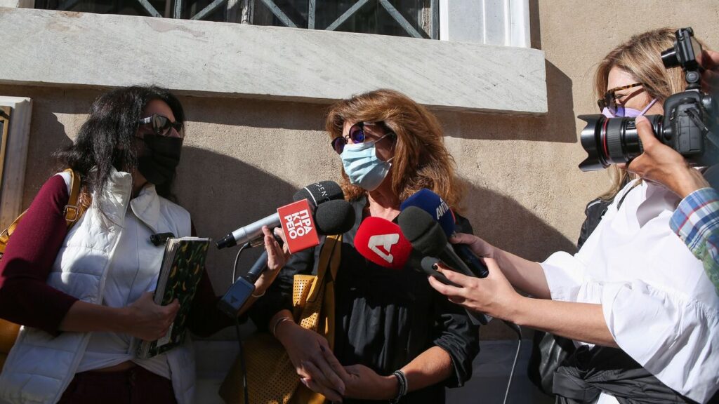 ΝΕΑ ΚΡΑΥΓΗ από τη μητέρα της Μυρτούς! «ΥΦΙΣΤΑΜΑΙ ρατσισμό. Αυτά που προσφέρουν στα προσφυγόπουλα, να τα έδιναν στο παιδί μου…»