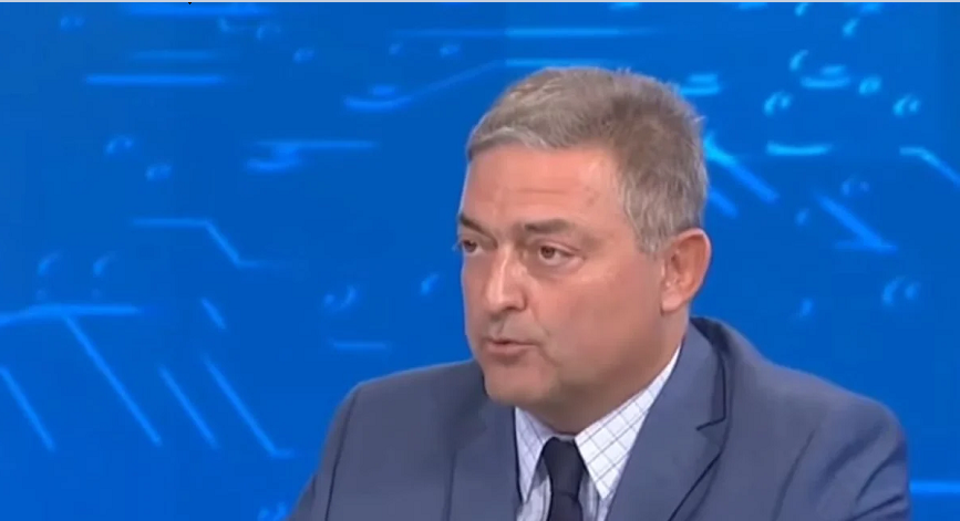 Μάκης Τριανταφυλλόπουλος για Βασιλακόπουλο: «Σήκωσε χέρι στην κόρη του ιδιοκτήτη της ταβέρνας» (video)