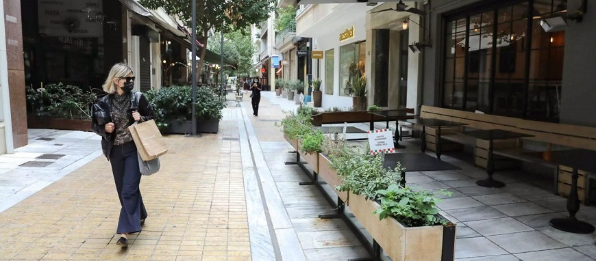 Θεωρείται επιτυχία : H κυβέρνηση εφαρμόζει ”λοκντάουν” χωρίς να το επιβάλει