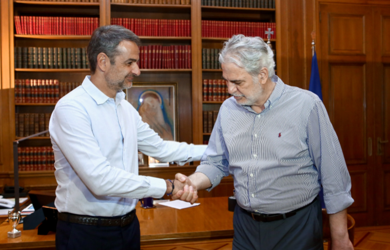 Πρόταση-«ΒΟΜΒΑ» από τον Υπ. ΚΛΙΜΑΤΙΚΗΣ ΚΡΙΣΗΣ: «Να γκρεμίσουμε πολυκατοικίες στην Αττική»!!!