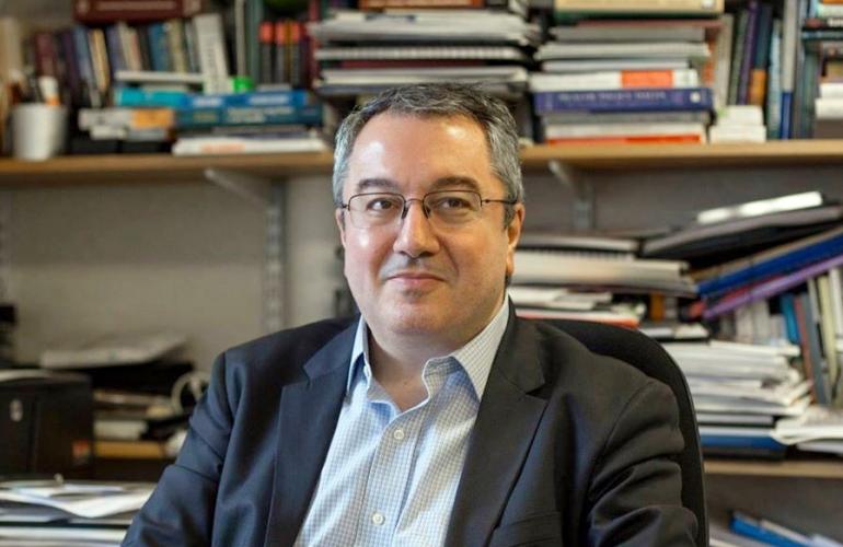 Πολύ ζοχαδιασμένη αυτή η μετάλλαξη Omicron η οποία από αδιάφορη με ελαφρά συμπτώματα έγινε sexbomb τρόμου
