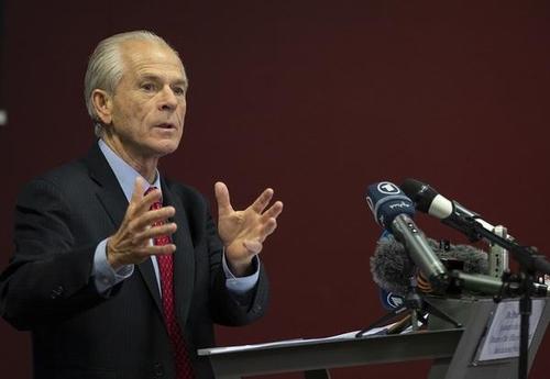 Zero Hedge : Ο Peter Navarro είναι ο χειρότερος εφιάλτης του Anthony Fauci