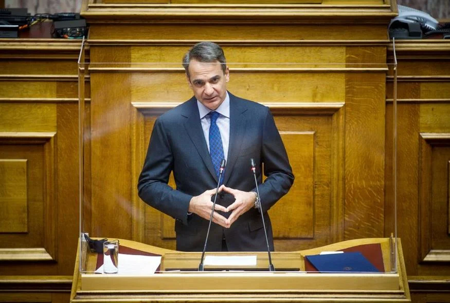 Υποχρεωτικός εμβολιασμός: Νέα παρέμβαση Μητσοτάκη από τη Βουλή