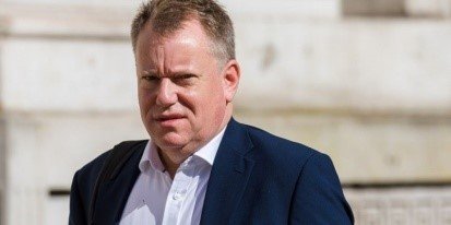 ΑΡΘΡΟ ΦΑΝΟΥΛΑΣ ΑΡΓΥΡΟΥ : Η σχέση λόρδου David Frost με την Κύπρο «Δύο ανεξάρτητα ομόσπονδα κράτη με μια κατ’ όνομα κεντρική κυβέρνηση»
