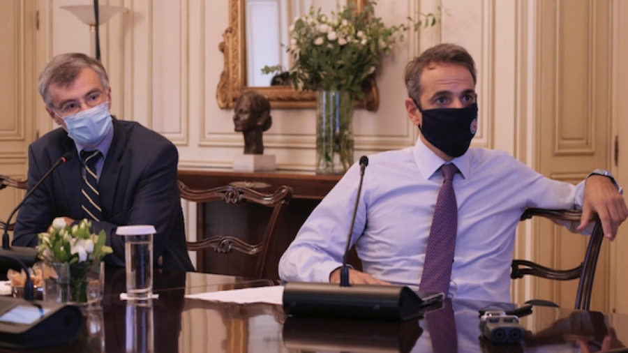 Μελέτη Τσιόδρα από τον Μάιο «καίει» Μητσοτάκη: Θανατηφόρα η διασωλήνωση εκτός ΜΕΘ – Τσίπρας: Να τον πω ψεύτη;