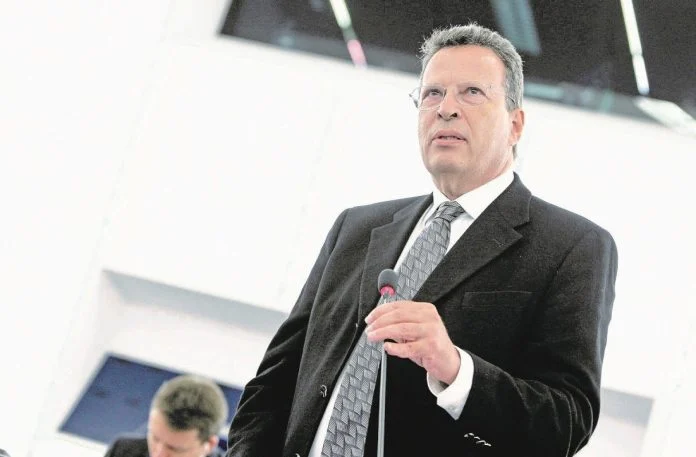 Απασφάλισε ο Κύρτσος κατά της κυβέρνησης Μητσοτάκη!