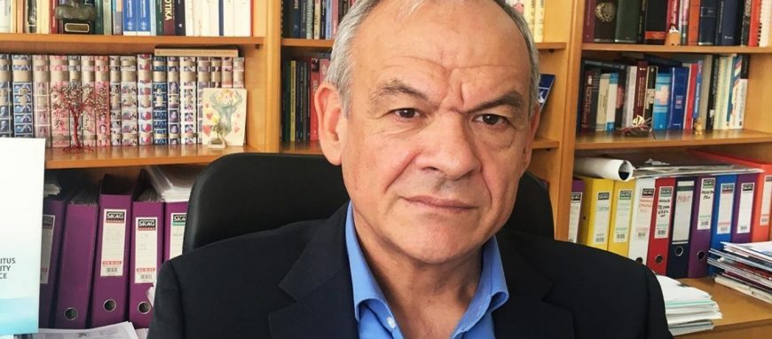 «Βόμβα» από Ε.Μανωλόπουλο: «Ανά πάσα στιγμή μπορεί να ακούσουμε για νέα μέτρα – Θα αφορούν και τους εμβολιασμένους»