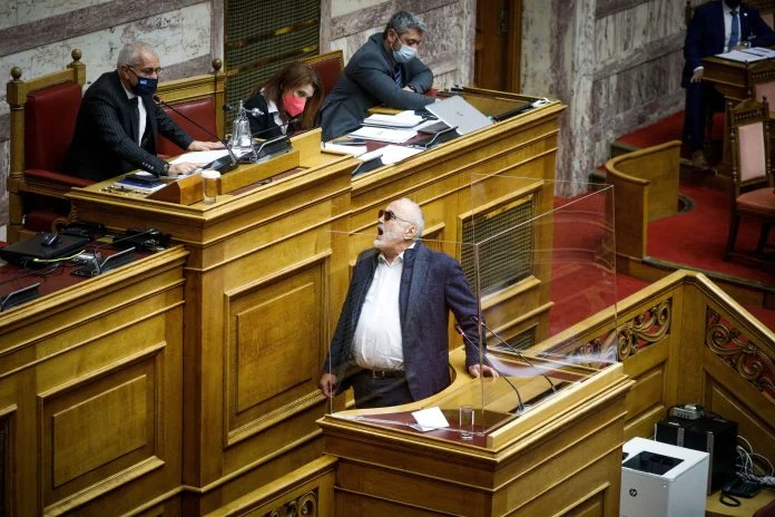 Επανήλθε ο Κουρουμπλής με καταγγελία-σοκ: «Πνίγηκαν άνθρωποι από την κακή ροή του οξυγόνου!»