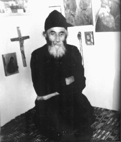 “Αυτήν την μιάμιση ώρα που διαβάζω το Ψαλτήρι την βλέπω σαν την πιο θετική βοήθεια προς τον κόσμο”