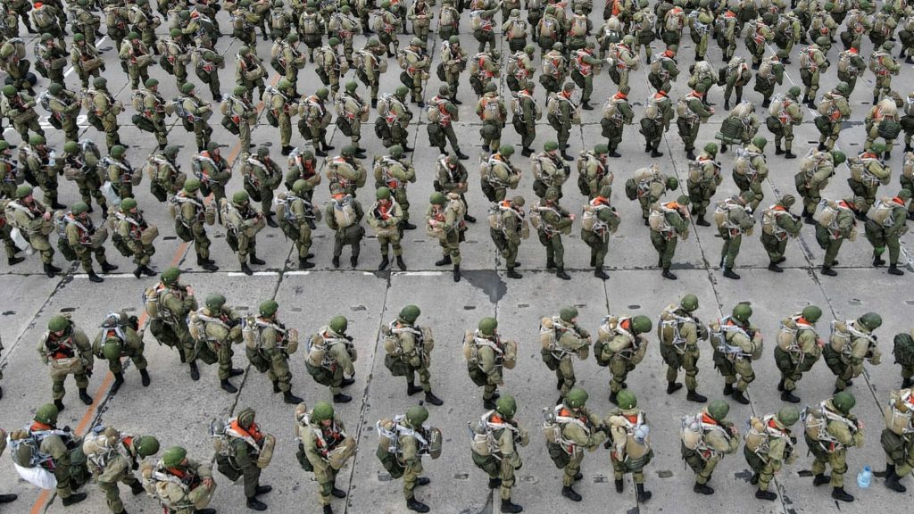 To NATO είναι έτοιμο να αντιδράσει (με insta stories) καθώς 100.000 Ρώσοι στρατιώτες είναι έτοιμοι για εισβολή στην Ουκρανία μετά το διαφαινόμενο φιάσκο της Γενεύης