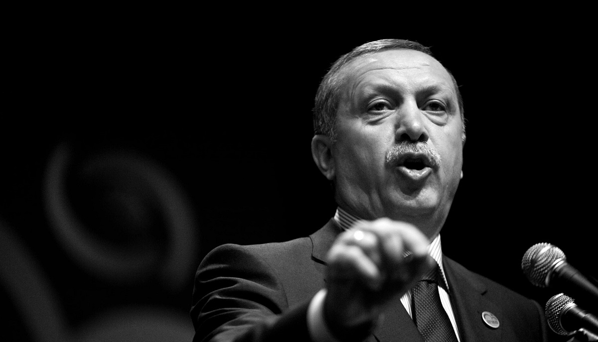 Ανδρέας Μουντζουρούλιας : Η Τουρκία στα πρόθυρα της κατάρρευσης – Ανεργία, φτώχεια & κοινωνικές ανισότητες οδηγούν την Τουρκία στο χείλος της καταστροφής
