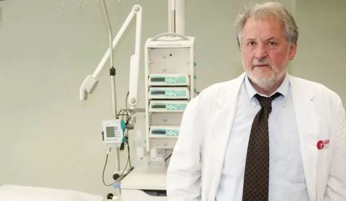 Νέο ξέσπασμα Καπραβέλου: «Μοναδική η Ελλάδα σε όλη την Ευρώπη με διασωληνωμένους εκτός ΜΕΘ … Η κατάσταση δεν ελέγχεται»