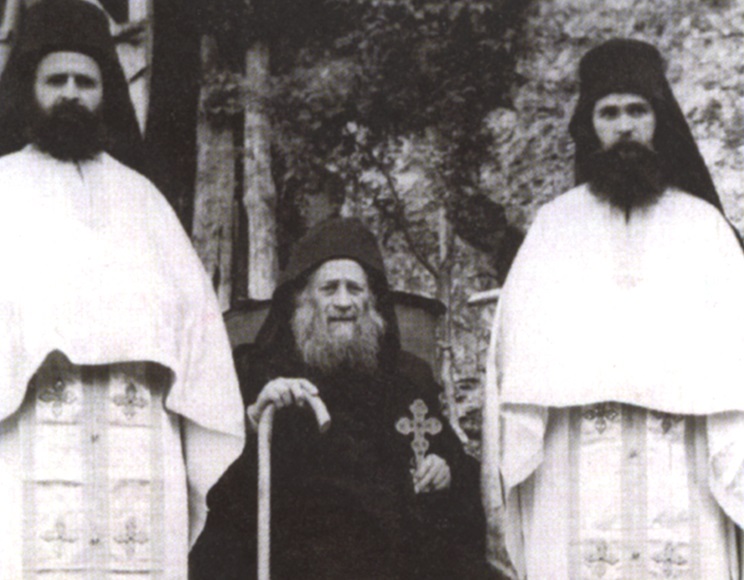 ΟΙ ΑΓΙΟΙ … “ΔΡΑΚΟΝΤΕΣ” ΠΟΥ ΚΡΑΤΟΥΣΑΝ ΤΗ ΧΑΡΗ ΤΟΥ ΘΕΟΥ ΣΤΗ ΓΗ !!!