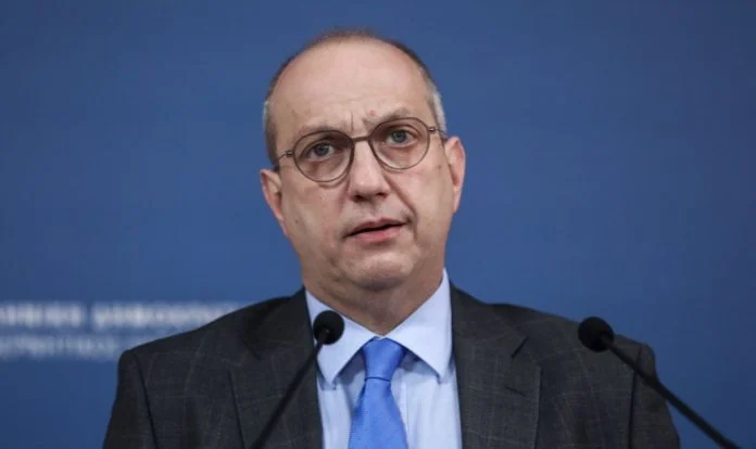 Ο Οικονόμου δεν απέκλεισε την αποστολή μαχητικών και πιλότων στην Ουκρανία